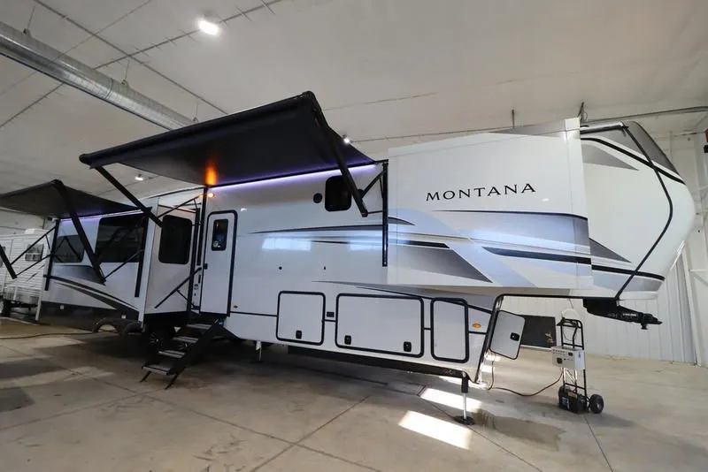 2024 Keystone RV Montana 3781RL