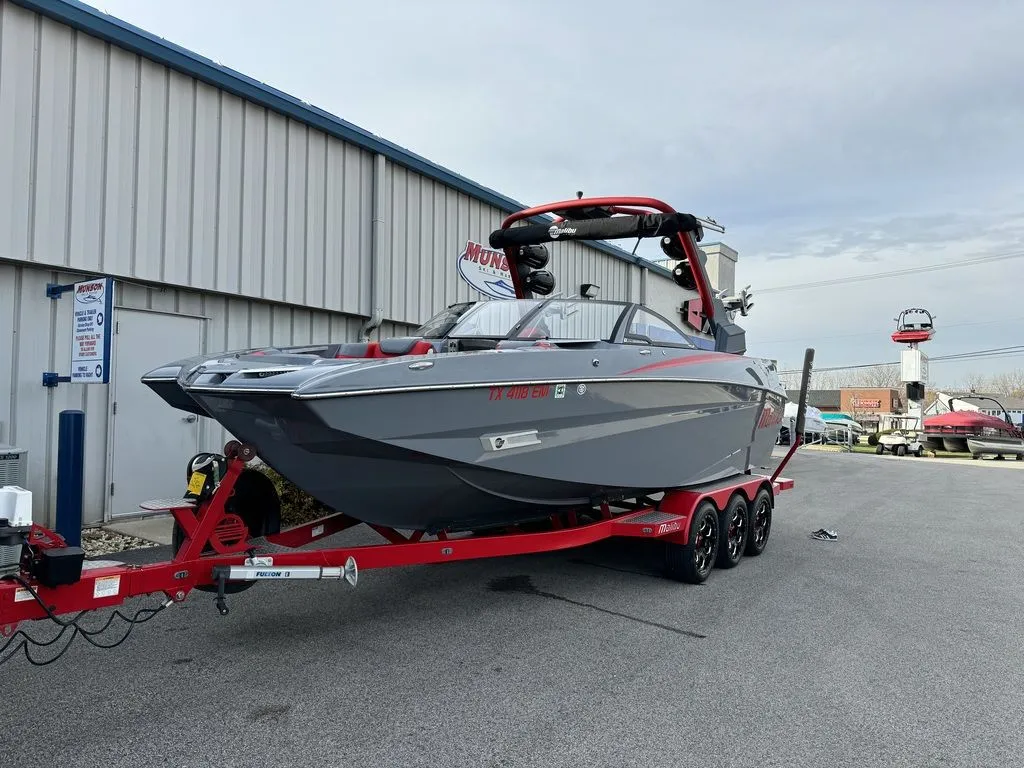2019 Malibu Boats M235 in Round Lake, IL