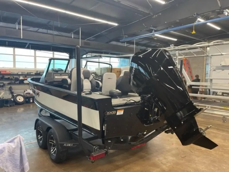 2023 Alumacraft Competitor 205 Sport