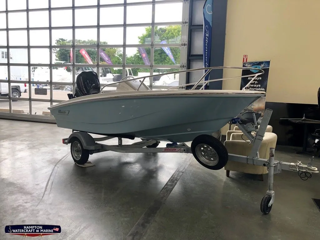 2023 Boston Whaler 130 Super Sport