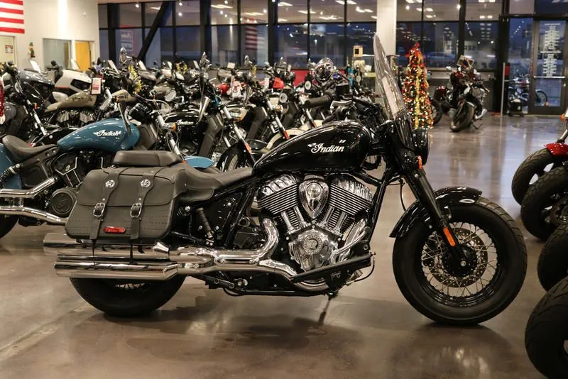 2022 Indian Motorcycle Super Chief Limited Black Metallic