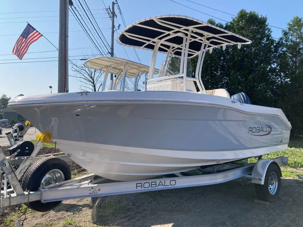 2023 Robalo R180 in Standish, ME