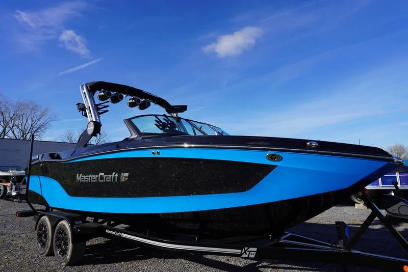 2024 MasterCraft XT24