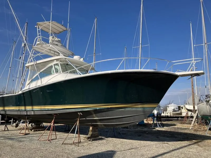 2003 Luhrs 40 Open in Shady Side, MD