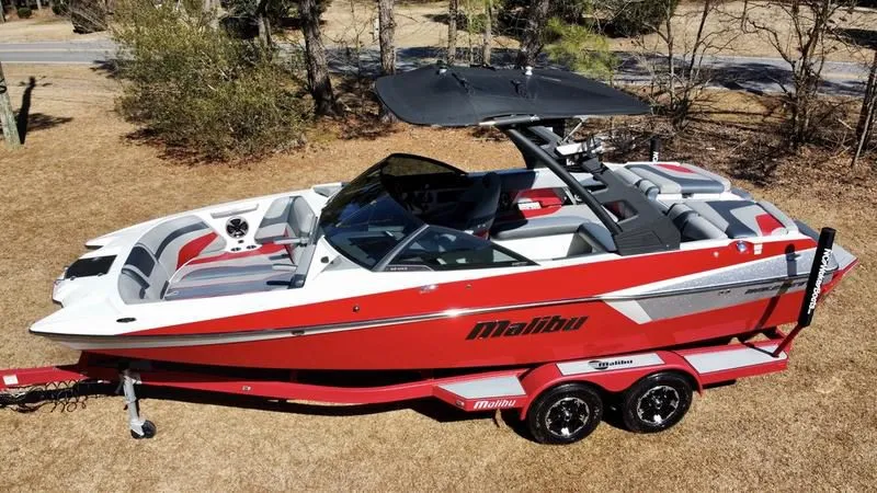2018 Malibu Boats 22 MXZ