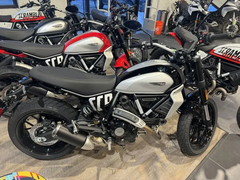 2023 Ducati Scrambler Next-Gen Icon Thrilling Black