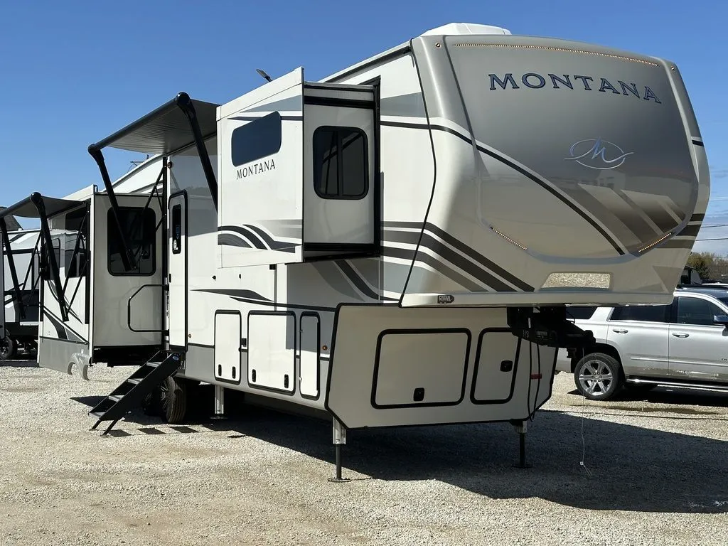 2023 Keystone RV Montana 3781RL