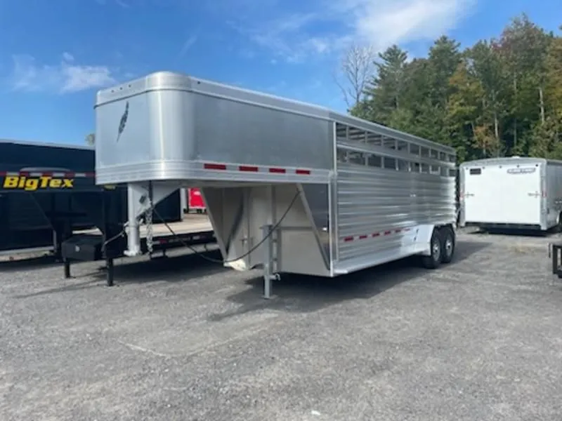 2023 Featherlite Trailers 8117-6720