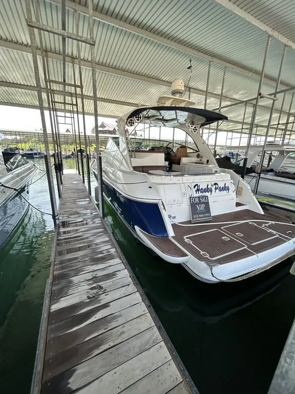 2006 Cruisers Yachts 460 EXPRESS in Austin, TX
