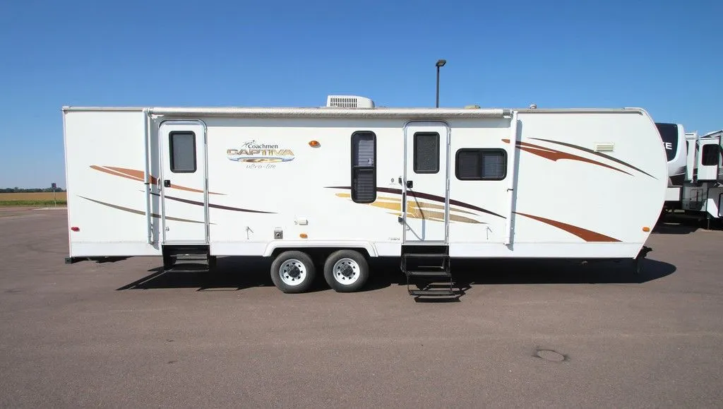 2009 Coachmen Captiva Ultra Lite 288FKS