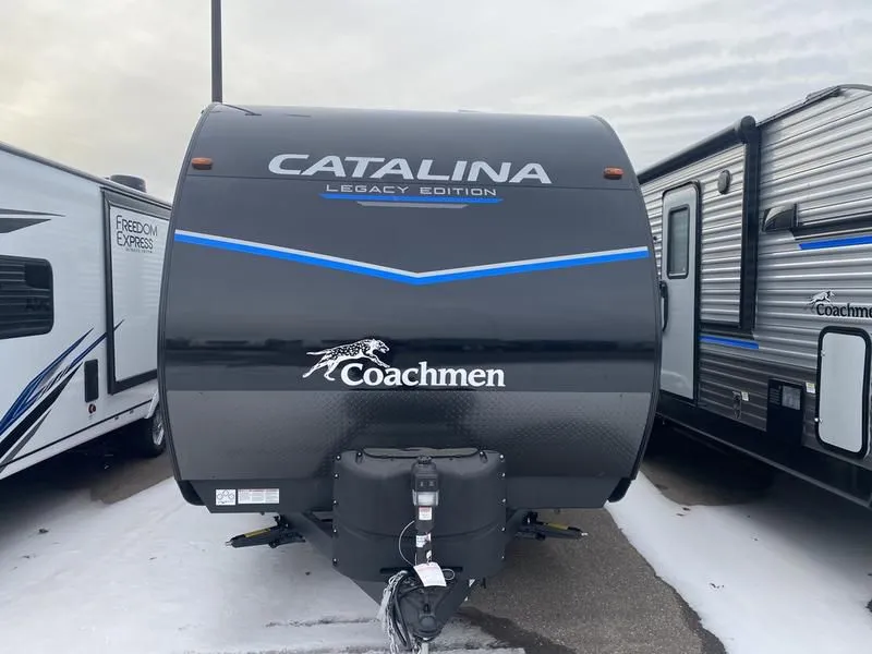 2023 Coachmen Catalina Legacy Edition 243RBS