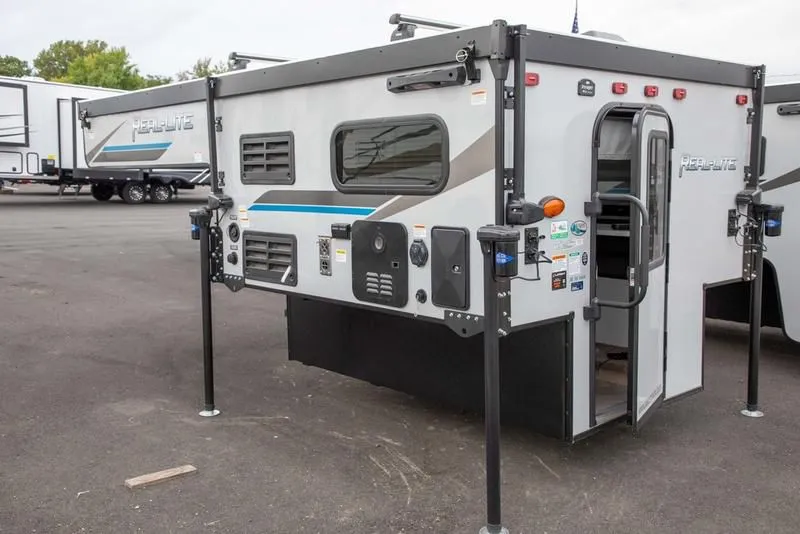 2023 Palomino 1/2 Ton Real-Lite Truck Camper Soft Side SS-1604