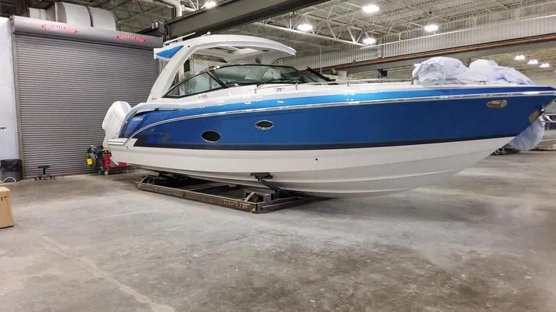 2024 Formula Boats 350 Crossover Bowrider