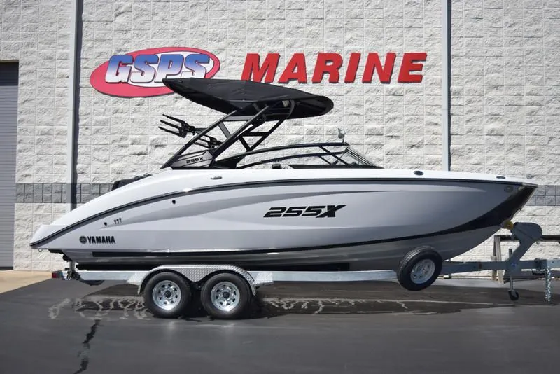 2024 Yamaha Marine 255XD