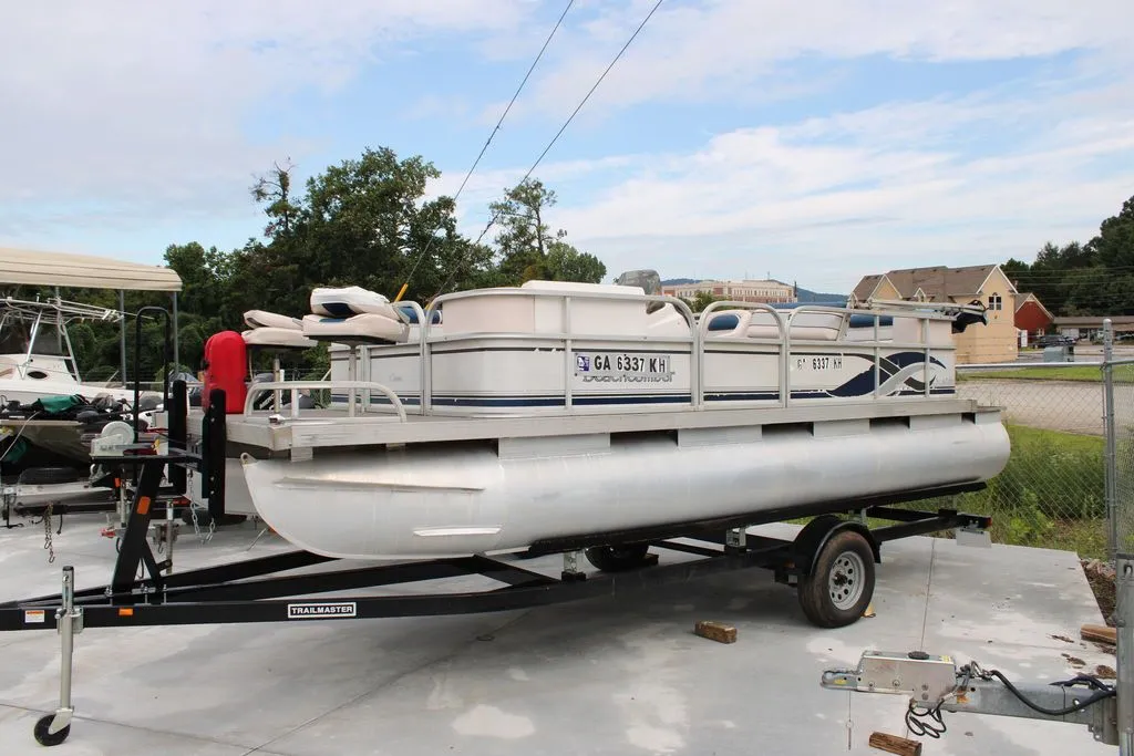 2001 BeachComber 20' Fish and Cruise