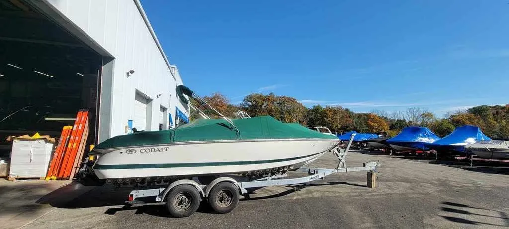 2000 Cobalt Boats 246 in Meredith, NH