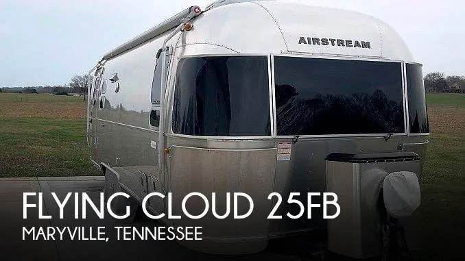 2021 Airstream Flying Cloud 25FB Queen