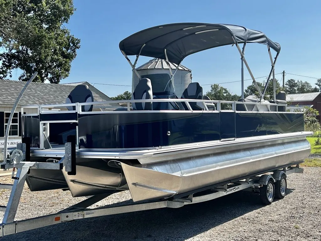 2023 Avalon Venture 85 25 Center Console Fish TT - IN STOCK! Rigged and Ready!