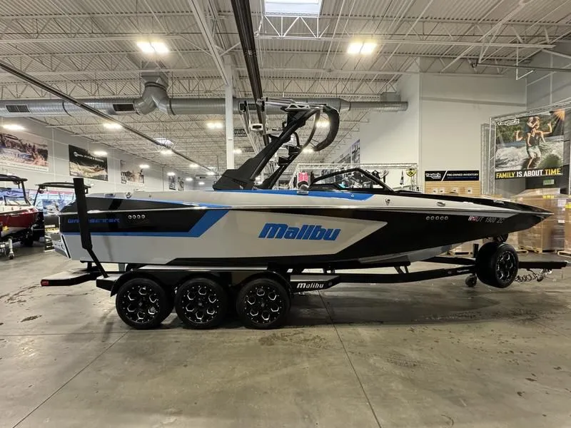 2021 Malibu Boats 24 MXZ
