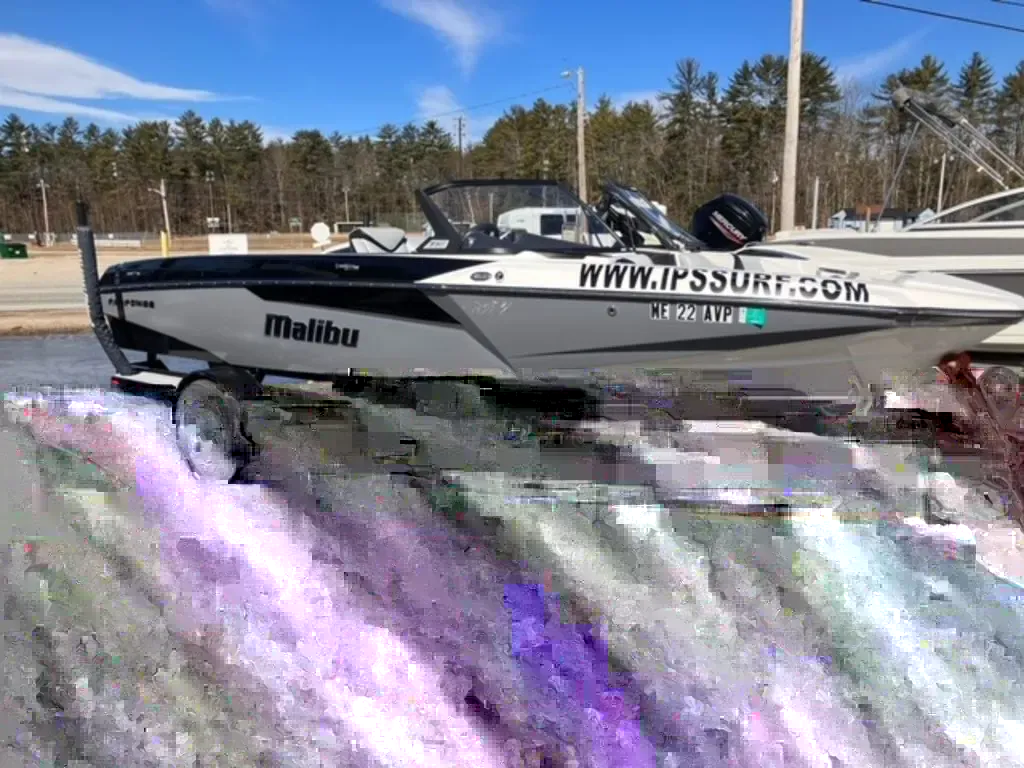 2019 Malibu Boats TXi 