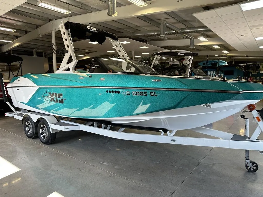 2019 Axis Wake Research A24