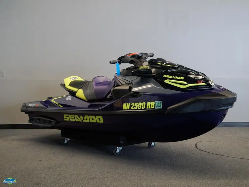 2021 Sea-Doo RXT-X 300 Midnight Purple in Laconia, NH