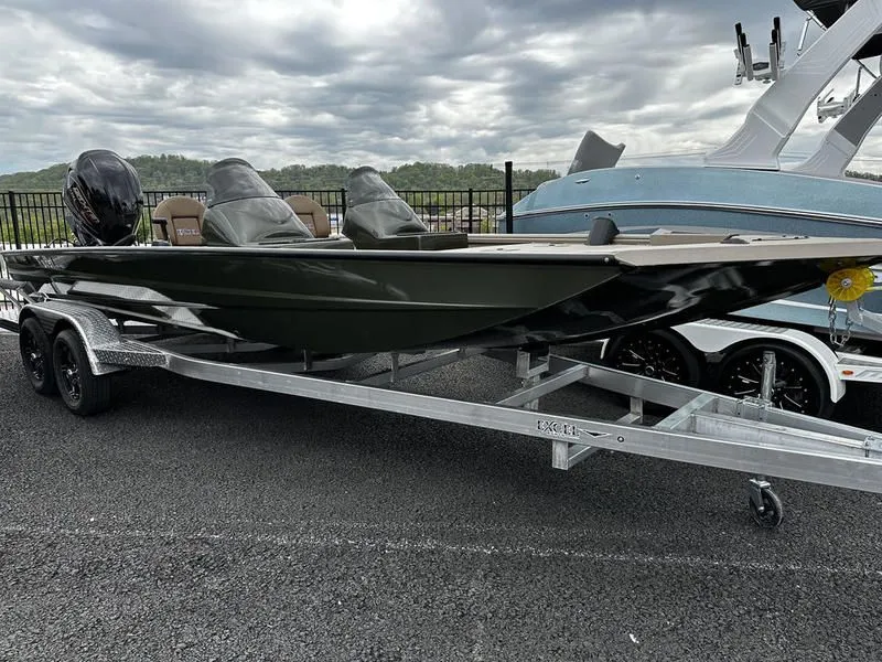 2023 Excel Boats Catfish Pro 24' Side Console