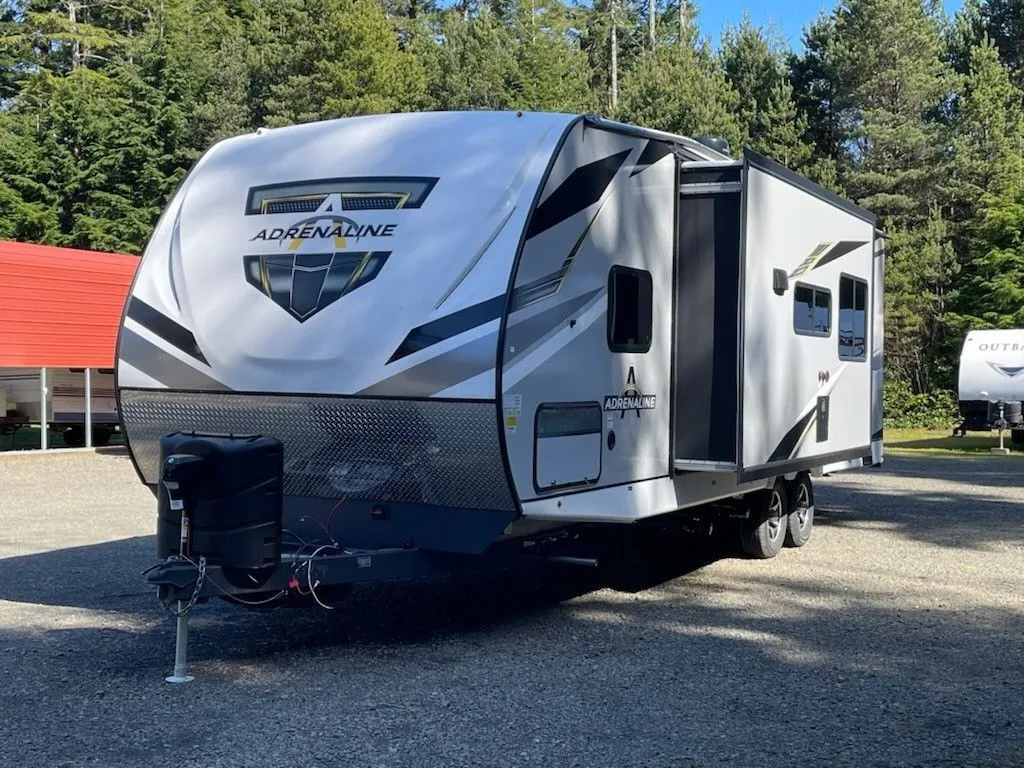 2024 Coachmen Adrenaline 29SS TOY HAULER