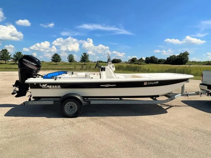 2019 Mako Pro Skiff 19 CC in New Braunfels, TX