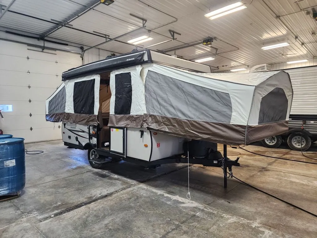 2018 Forest River Rockwood Tent Freedom 2318G