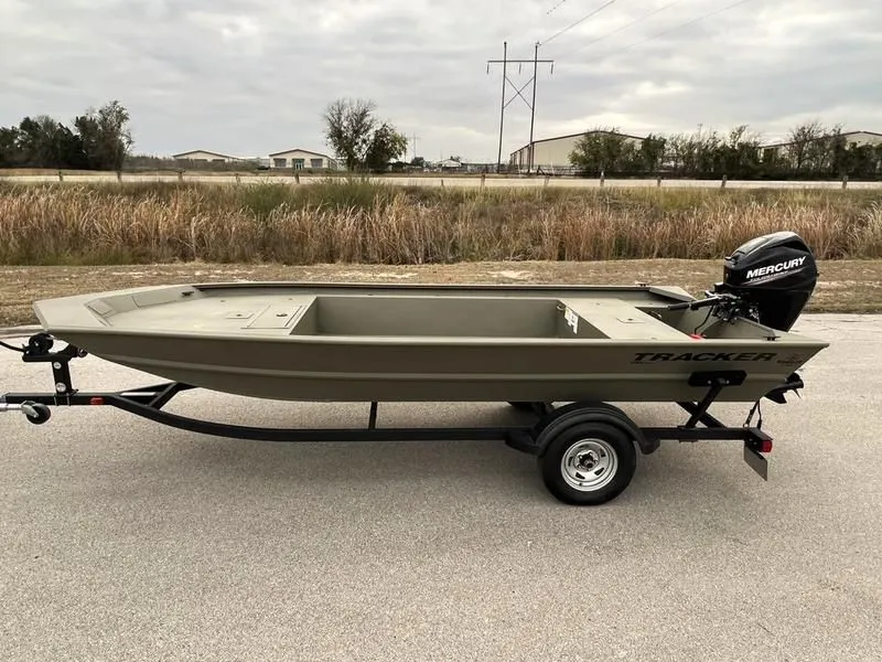 2020 Tracker Boats Grizzly 1754 Jon