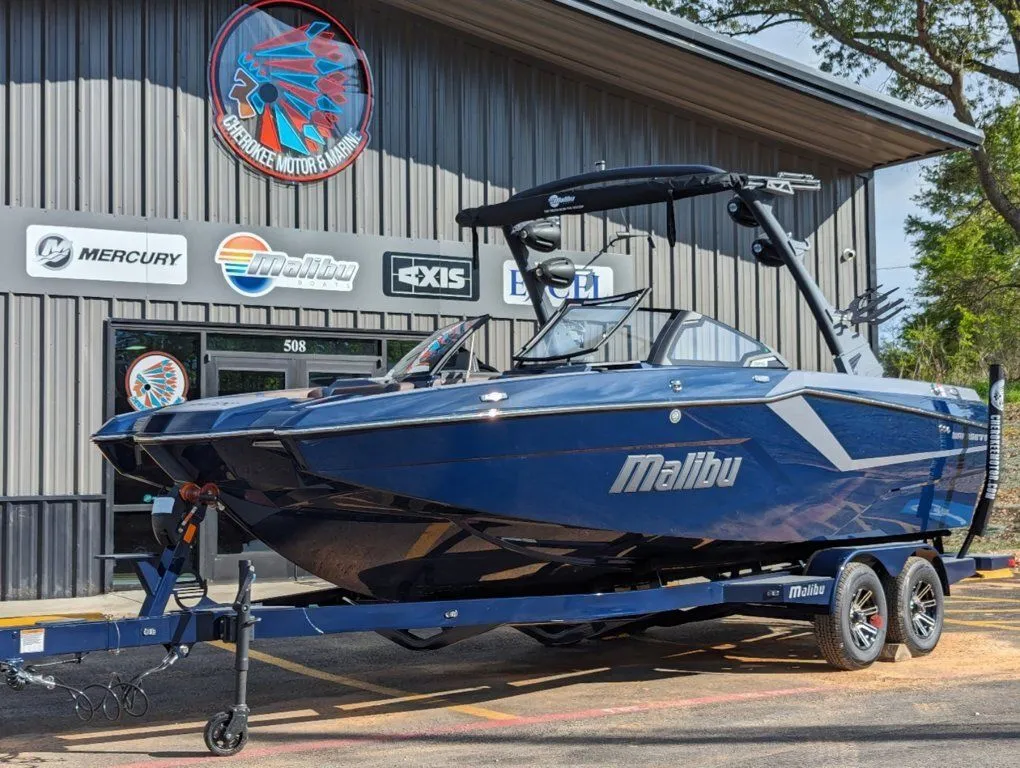 2024 Malibu Boats MXZ 23