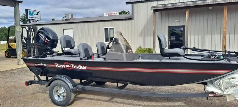 2024 Tracker Boats BASS TRACKER Classic XL