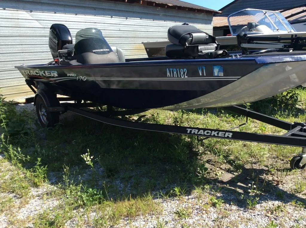 2019 Tracker Boats Pro 170