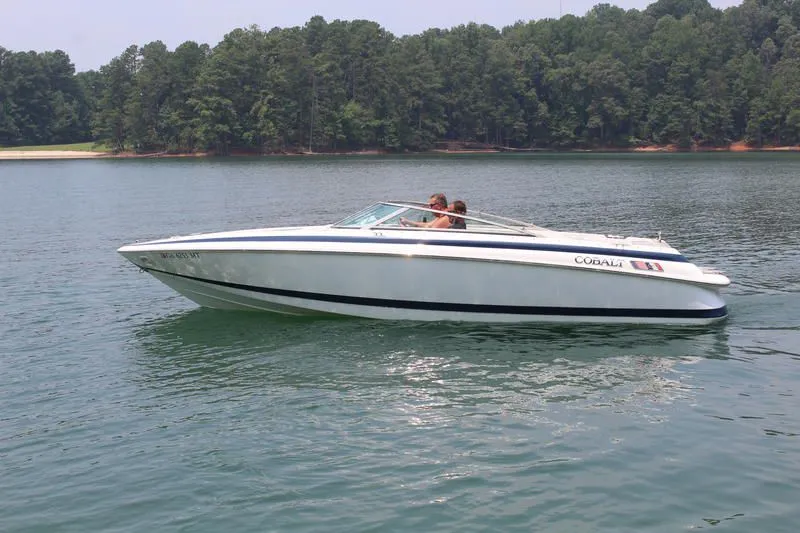 1997 Cobalt Boats 252