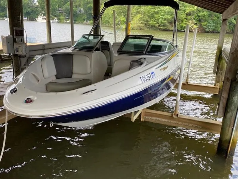 2006 Sea Ray 185 Sport