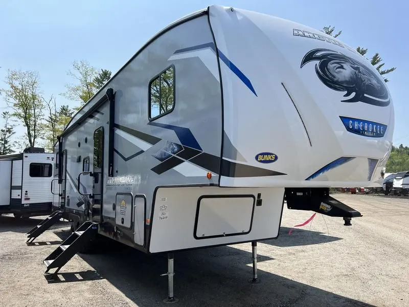 2023 Forest River RV  Cherokee Arctic Wolf 321BH