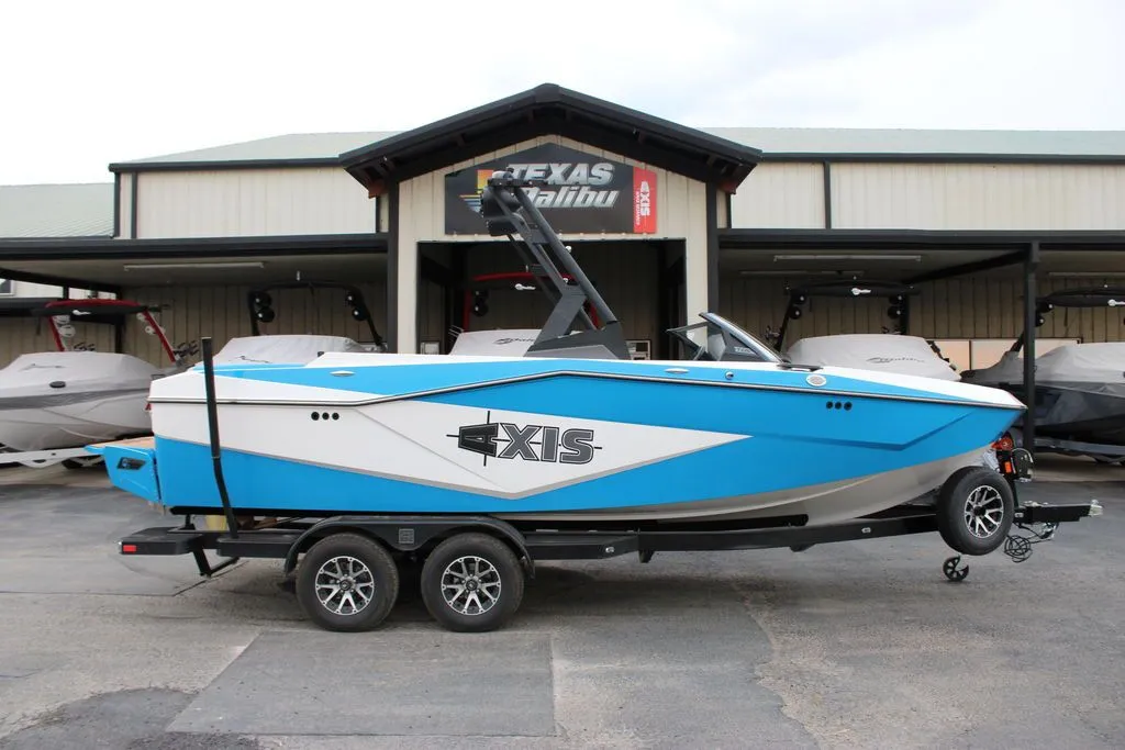 2023 Axis Wake Research T220 in Austin, TX