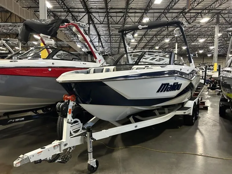 2023 Malibu Boats 22 LSV in Reno, NV