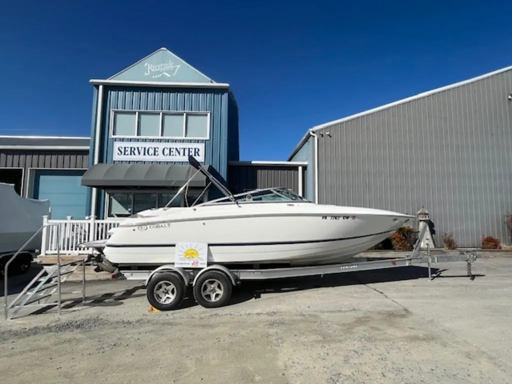 2003 Cobalt 240 BR