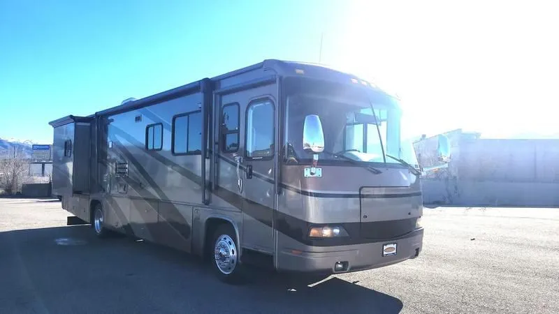 2004 Georgie Boy Cruise Air 3825