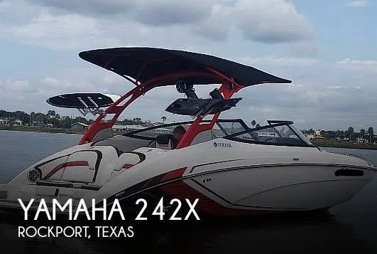 2018 Yamaha 242X in Rockport, TX