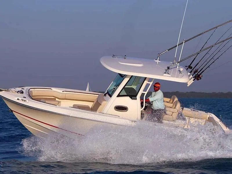 2024 Boston Whaler 250 Outrage