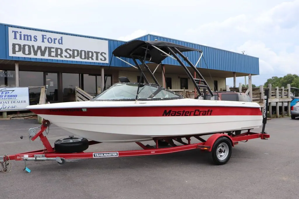 2000 Mastercraft ProStar 190 in Winchester, TN