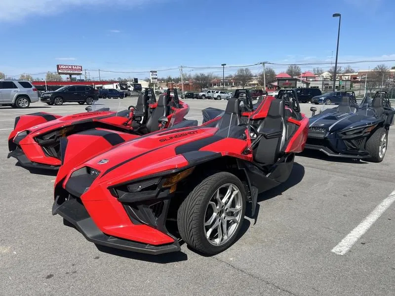 2021 Polaris  Slingshot SL Autodrive