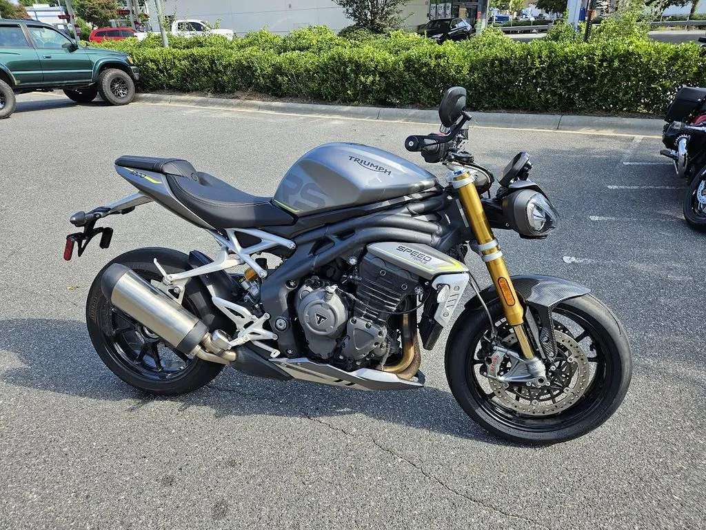 2023 Triumph Speed Triple 1200 RS Matte Silver Ice