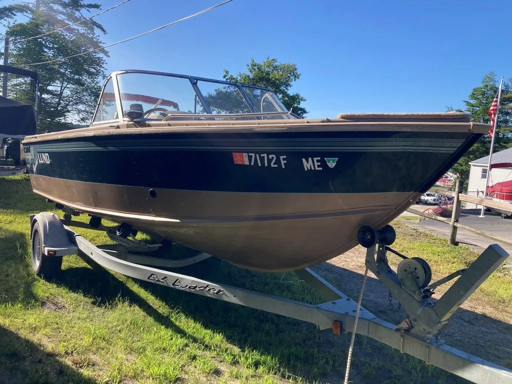 1997 LUND 1950 TYEE MAGNUM