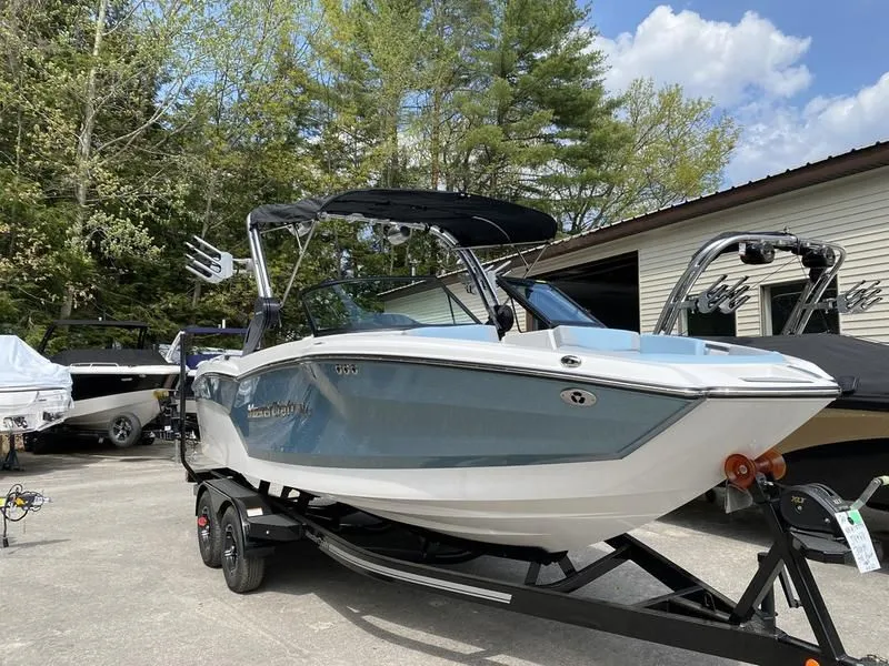 2023 MasterCraft NXT21