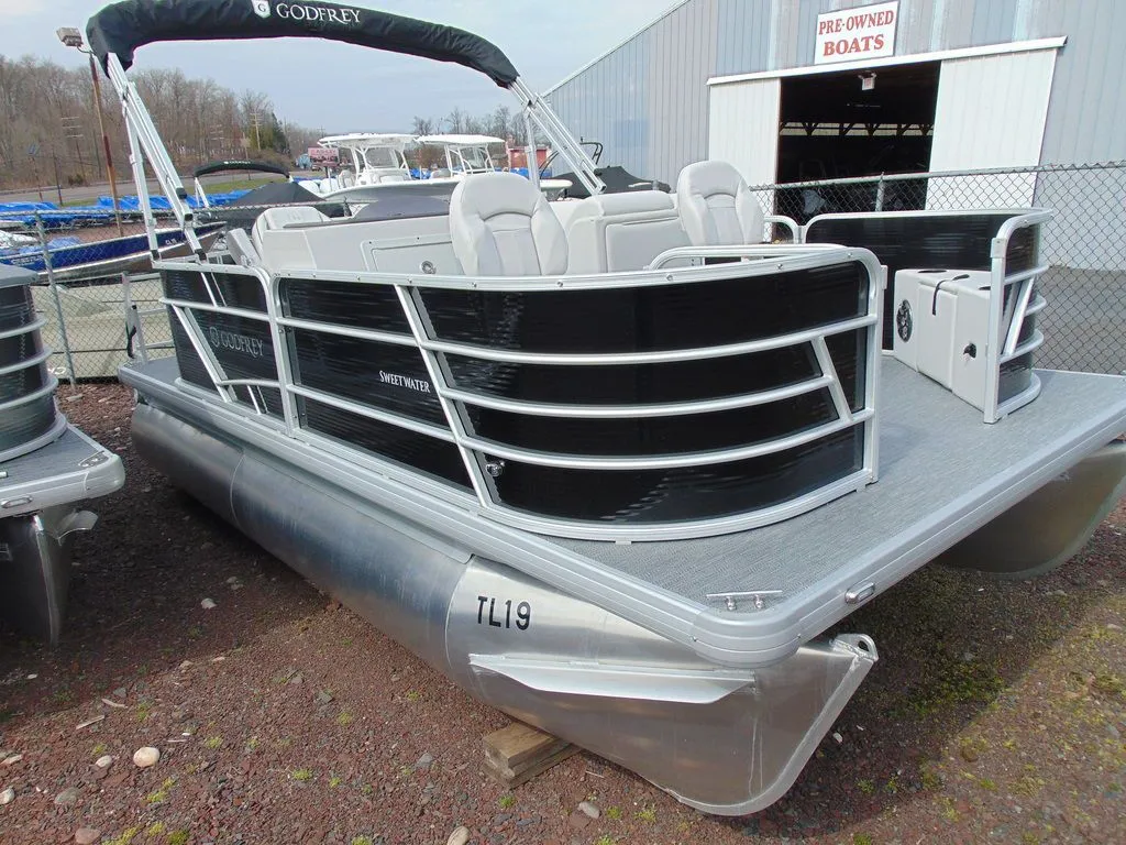 2023 Godfrey Pontoons Xperience 1680 FX 25 in