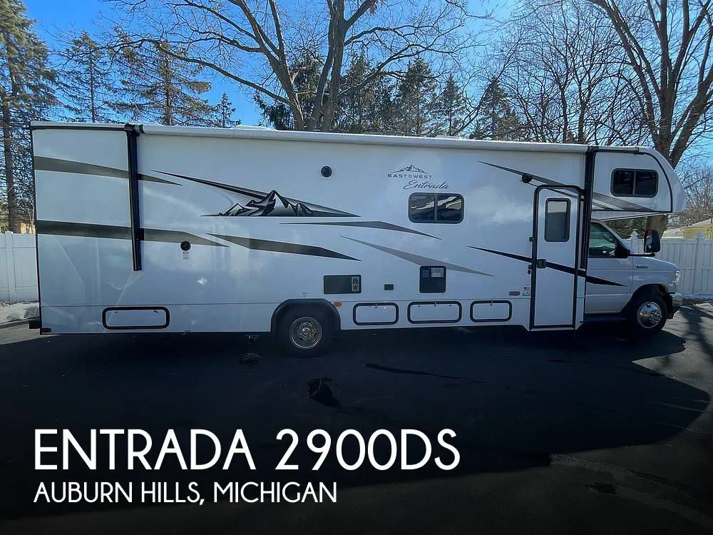 2022 East To West RV Entrada 2900DS